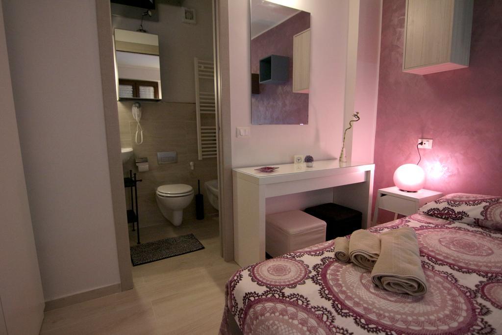 Rosemary Charming Rooms Termoli Cameră foto